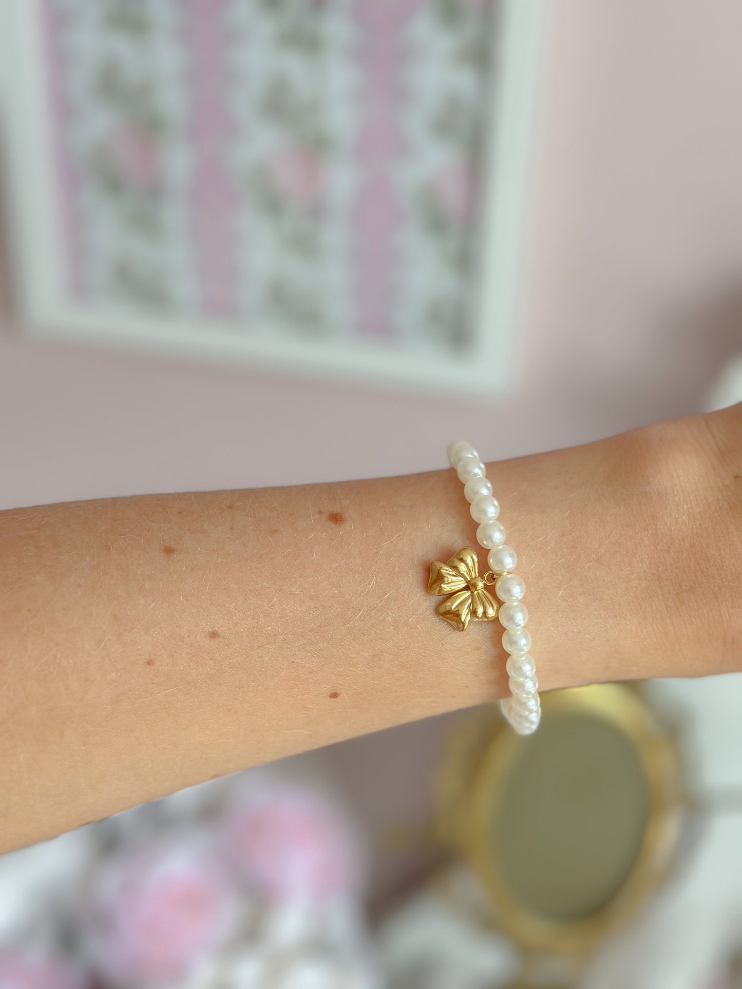 Golden Bow Pearl Bracelet