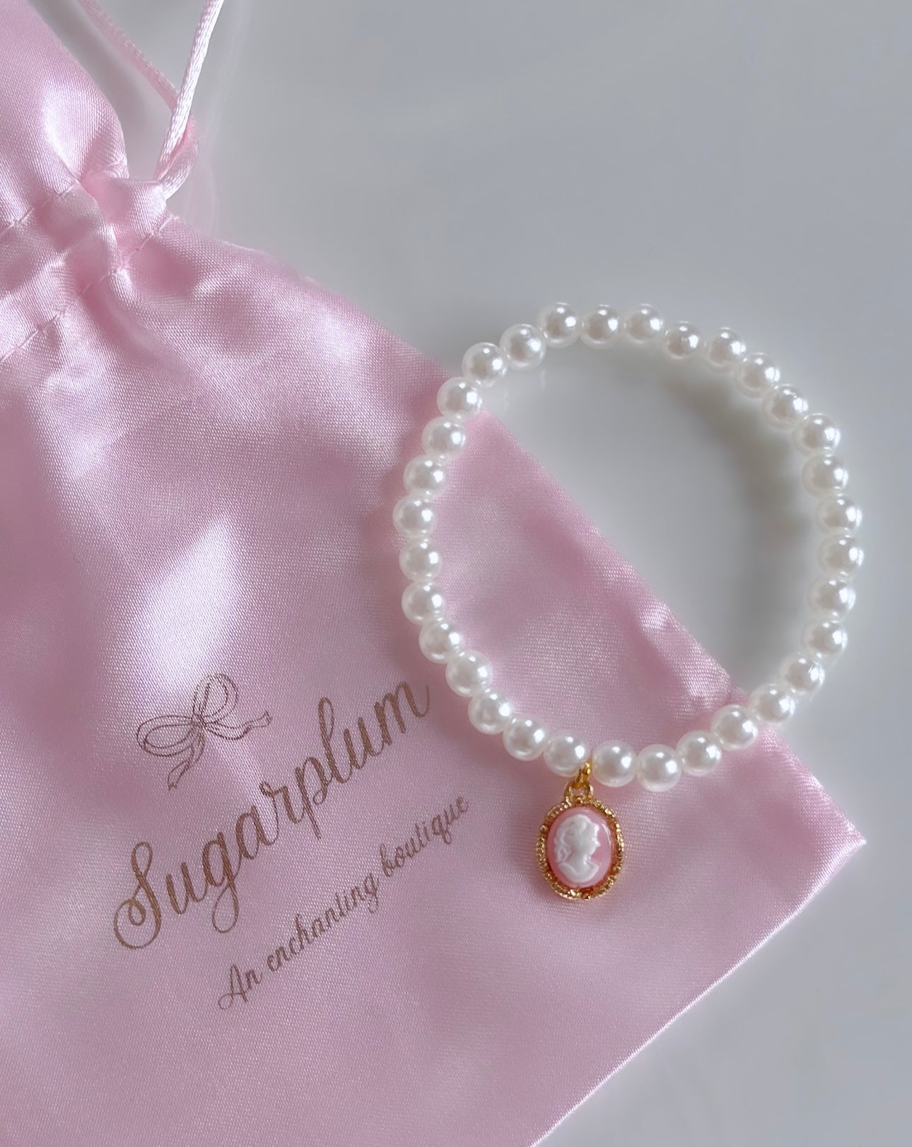 The Royal Highness Bracelet Pink
