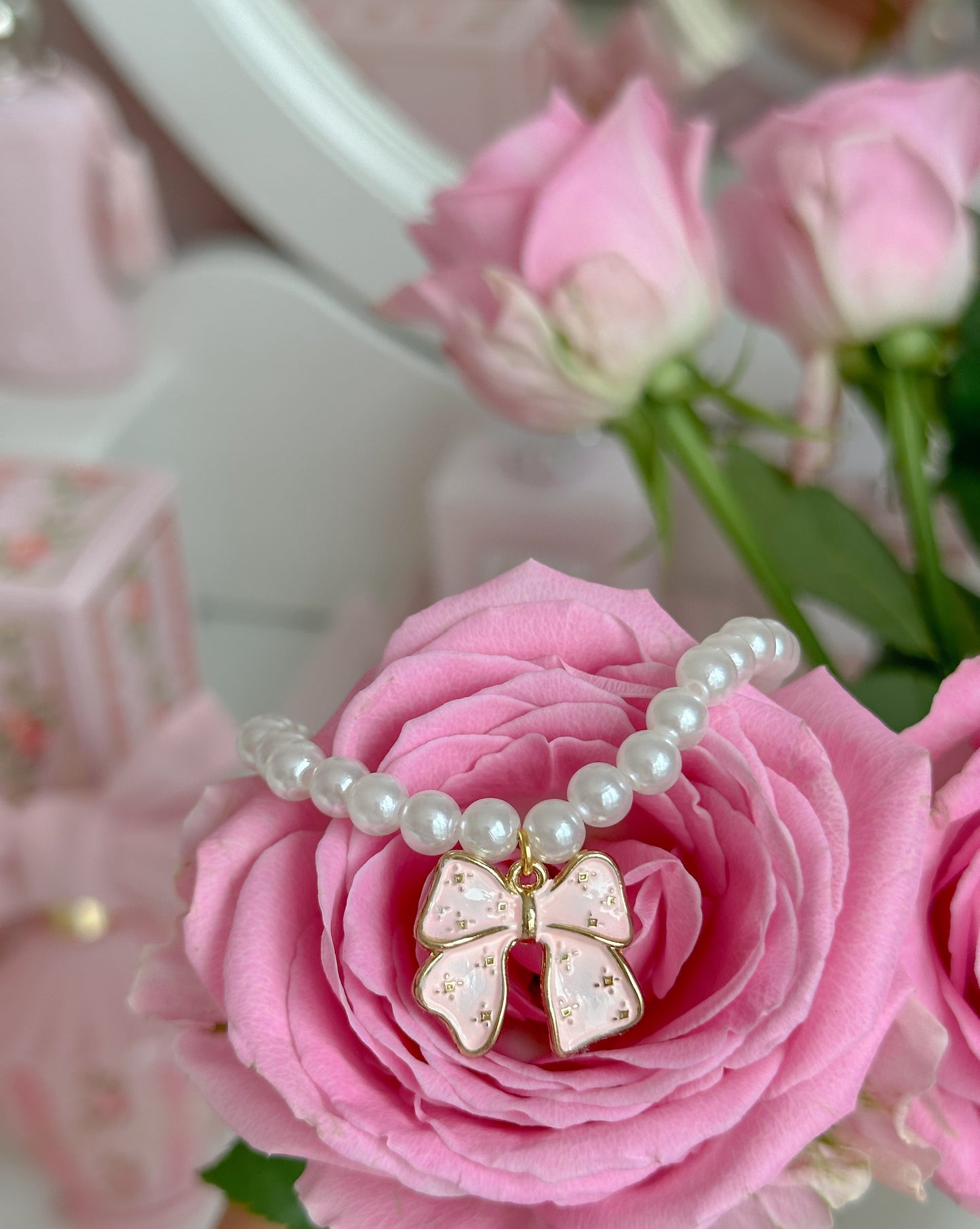 The Pretty In Pink Bow Bracelet